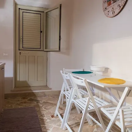 Holiday home Casa Vacanze Giulia *